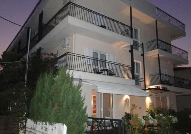 Hanioti Hotel Buitenkant foto