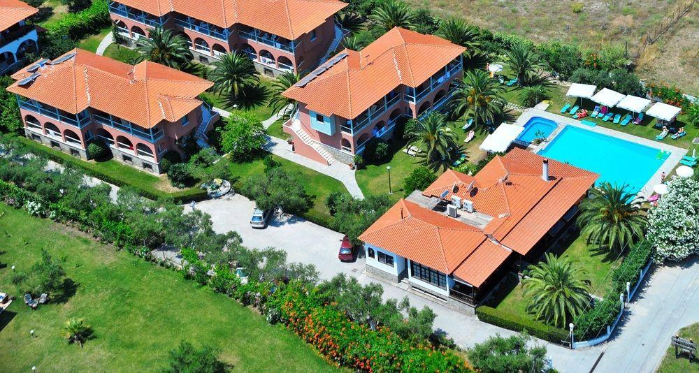 Hanioti Hotel Buitenkant foto